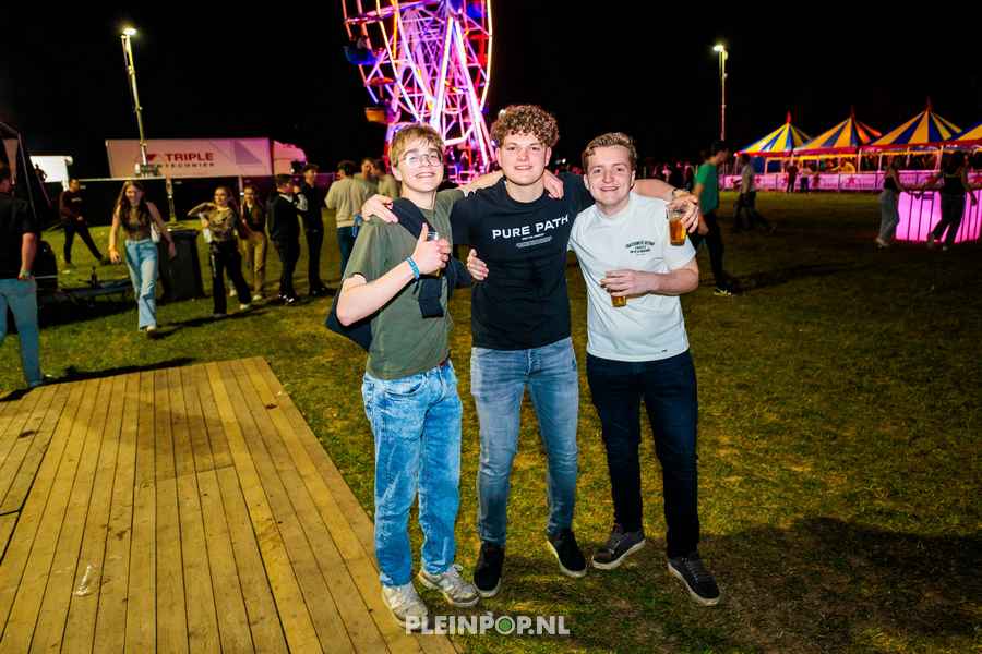 Publiek Bewerkt    (42)